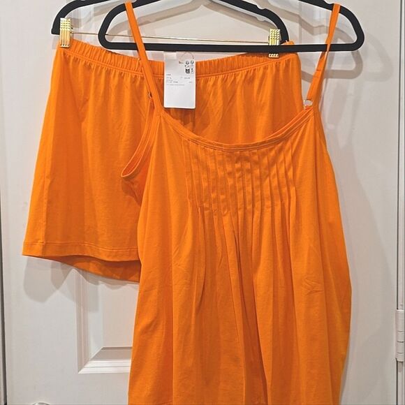 Hanro Juliet Coordinating Shorty Pajama Set - Picture 6 of 8